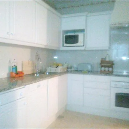 House With 2 Bedrooms In Portimao, With Pool Access And Enclosed Garden - 2 K... *
