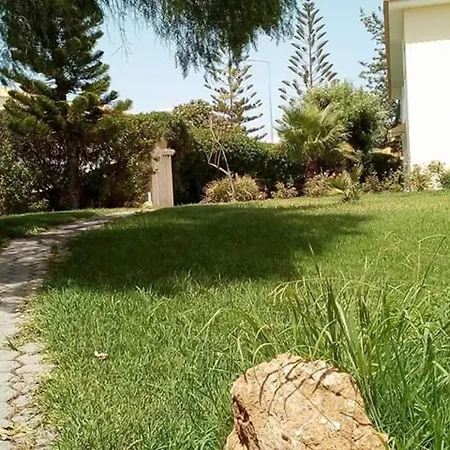 House With 2 Bedrooms In Portimao, With Pool Access And Enclosed Garden - 2 K... 公寓 *