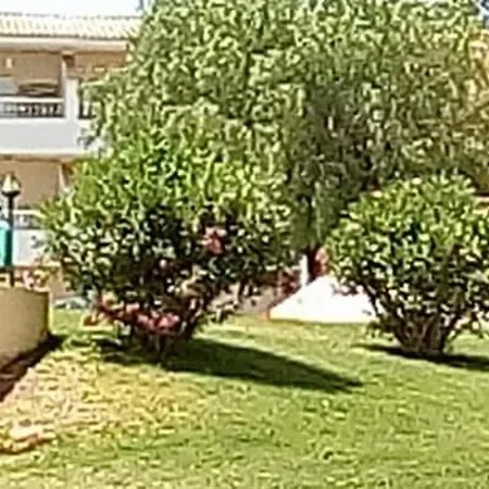 House With 2 Bedrooms In Portimao, With Pool Access And Enclosed Garden - 2 K... Apartmán *
