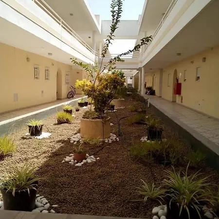 Apartmán House With 2 Bedrooms In Portimao, With Pool Access And Enclosed Garden - 2 K... *